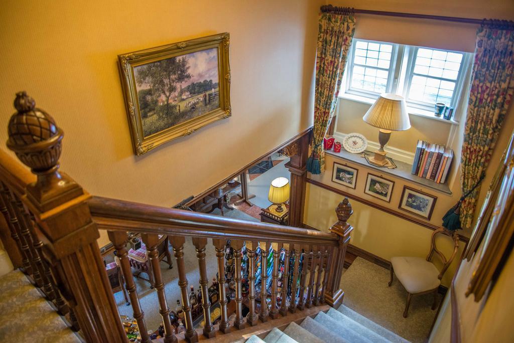 آشبورن Riverside House Hotel المظهر الخارجي الصورة