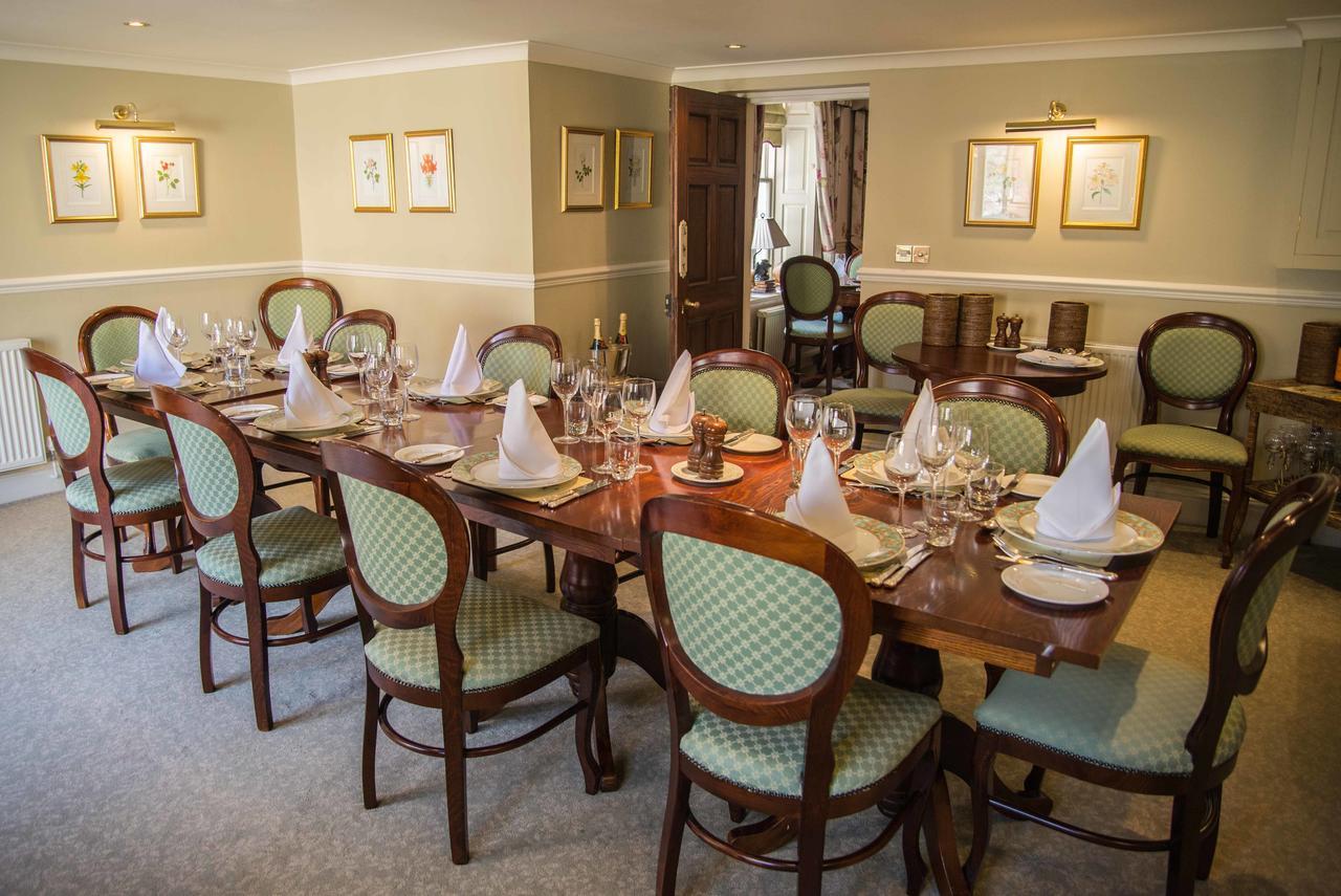آشبورن Riverside House Hotel المظهر الخارجي الصورة